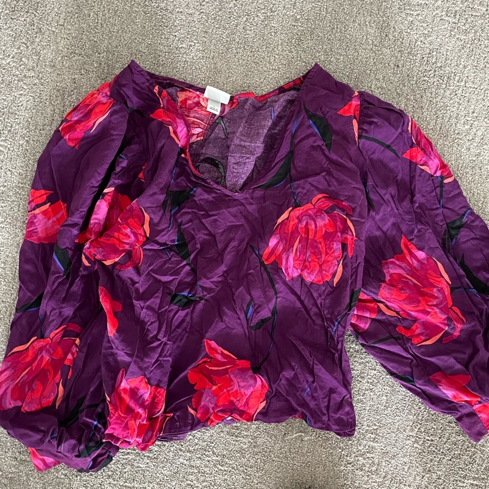 Floral dress shirt poofy sleeves
